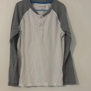 Boys long sleeve shirt size 8